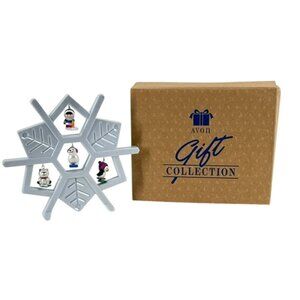 Avon Gift Collection 4 Wee Winter Friends Mini Ornaments & Display Snowflake Vtg